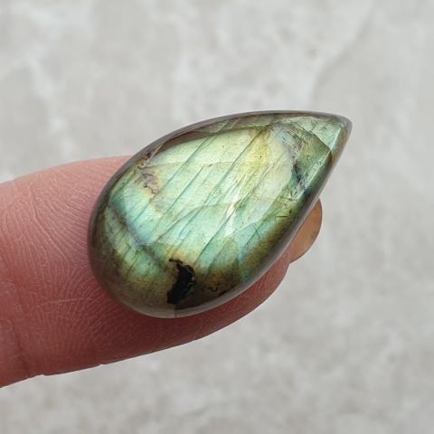 Labradorite cabochon 25x14 mm no BB674