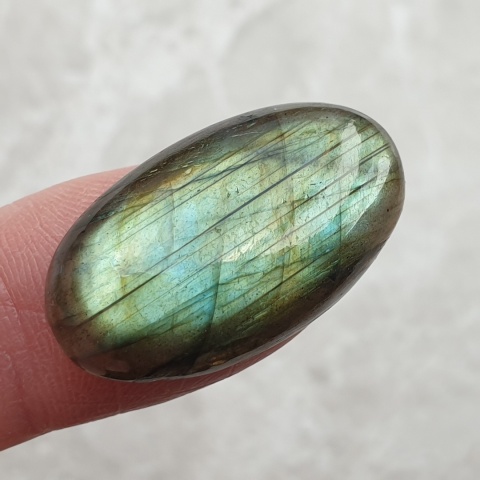 Labradoryt kaboszon 27x15 mm nr B649