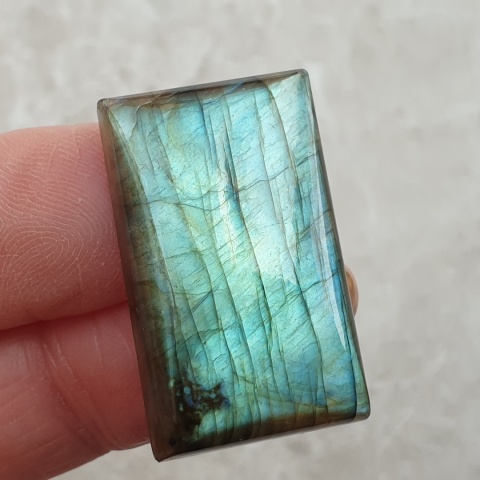 Labradoryt kaboszon 30x18 mm nr B640