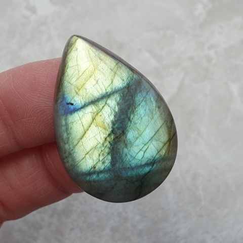 Labradoryt kaboszon 35x24 mm nr B606