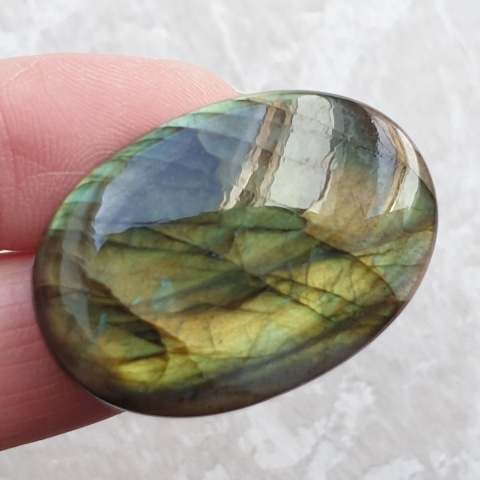 Labradoryt kaboszon 37x25 mm nr B624
