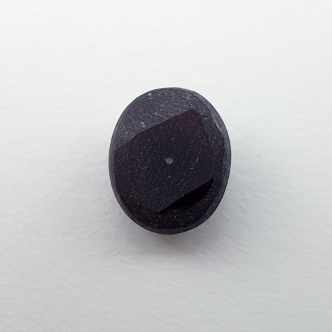 Granat gwiaździsty kaboszon 10x8 mm nr 186