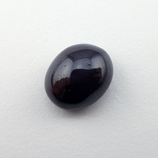 Granat gwiaździsty kaboszon 11x9 mm nr 275