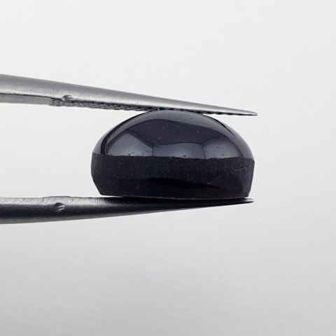 Granat gwiaździsty kaboszon 11x9 mm nr 300