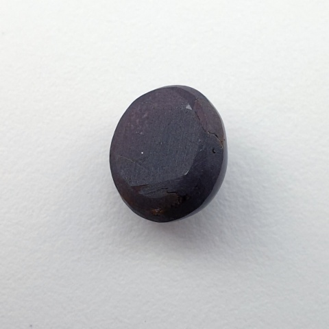 Granat gwiaździsty kaboszon 11x9 mm nr 305