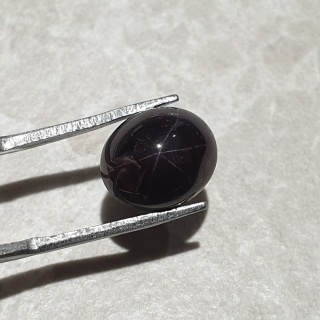 Granat gwiaździsty kaboszon 11x9 mm nr 316