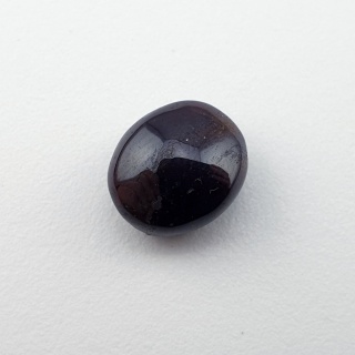 Granat gwiaździsty kaboszon 11x9 mm nr 319