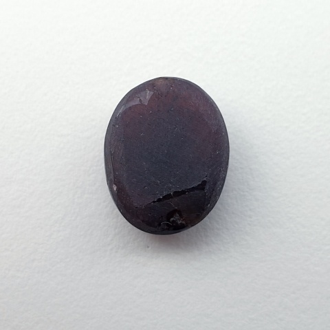 Granat gwiaździsty kaboszon 11x9 mm nr 333