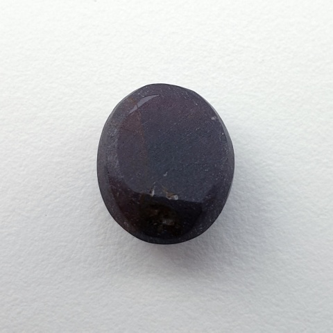 Granat gwiaździsty kaboszon 11x9 mm nr 335