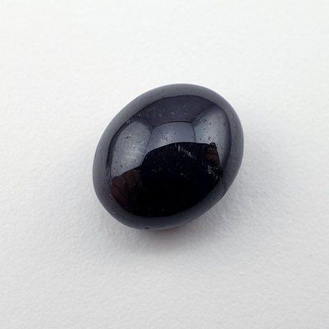 Granat gwiaździsty kaboszon 12x10 mm nr 139