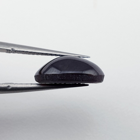 Granat gwiaździsty kaboszon 12x10 mm nr 143