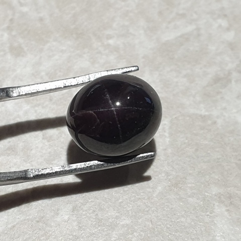 Star garnet cabochon 12x10 mm no 299