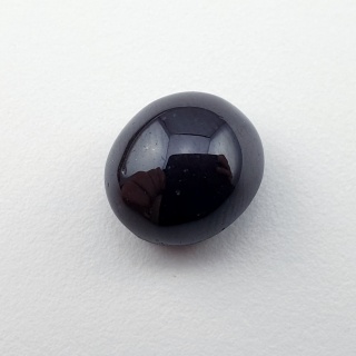 Granat gwiaździsty kaboszon 12x11 mm nr 215