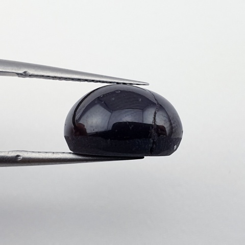 Granat gwiaździsty kaboszon 12x11 mm nr 219