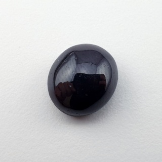 Granat gwiaździsty kaboszon 12x11 mm nr 245