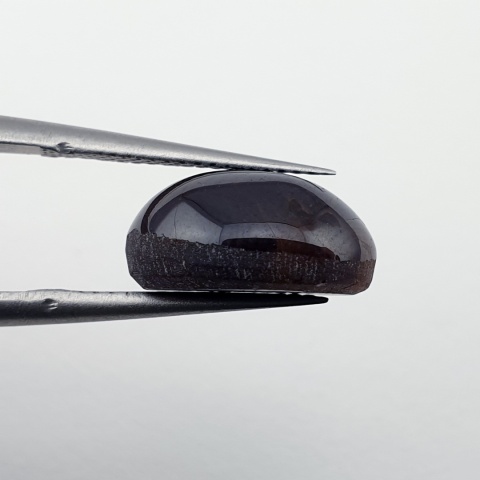 Granat gwiaździsty kaboszon 12x9 mm nr 157