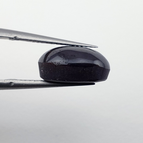 Granat gwiaździsty kaboszon 12x9 mm nr 214