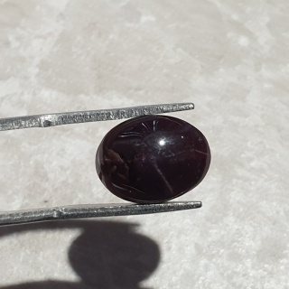 Granat gwiaździsty kaboszon 13x10 mm nr 159