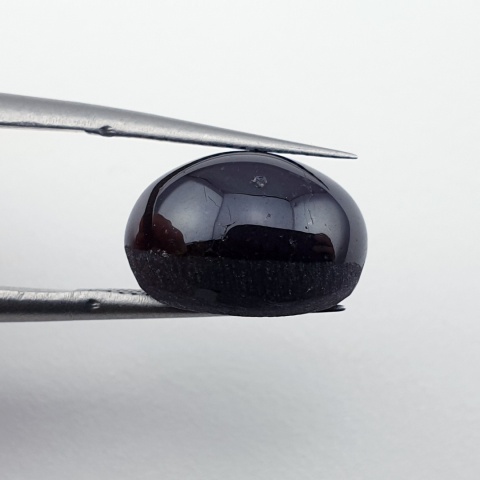 Granat gwiaździsty kaboszon 13x10 mm nr 178