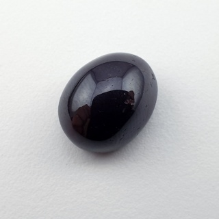 Granat gwiaździsty kaboszon 13x10 mm nr 284