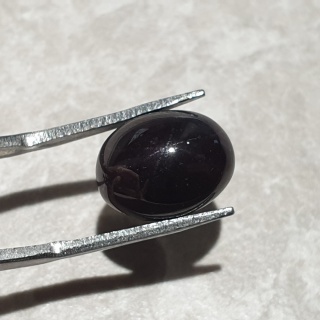 Granat gwiaździsty kaboszon 13x10 mm nr 308