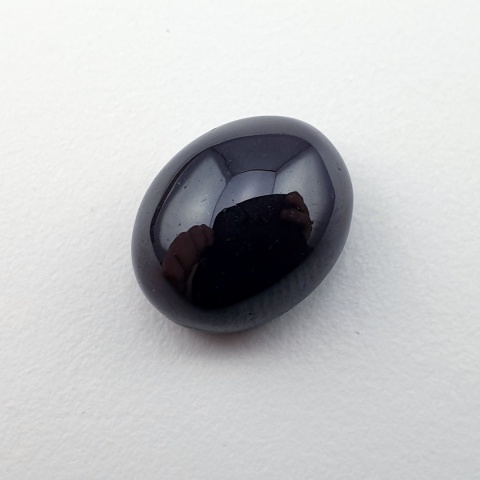 Granat gwiaździsty kaboszon 13x10 mm nr 308