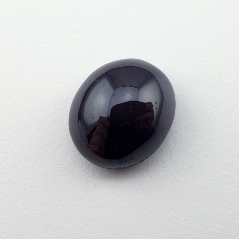 Granat gwiaździsty kaboszon 13x11 mm nr 239