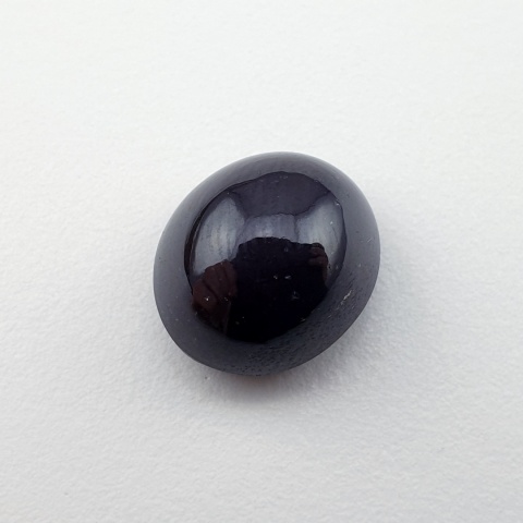 Granat gwiaździsty kaboszon 13x11 mm nr 252