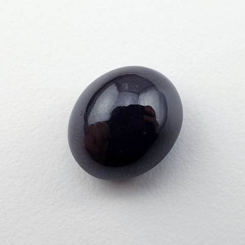 Granat gwiaździsty kaboszon 13x11 mm nr 256