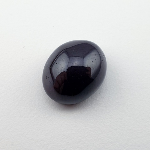 Granat gwiaździsty kaboszon 13x11 mm nr 296