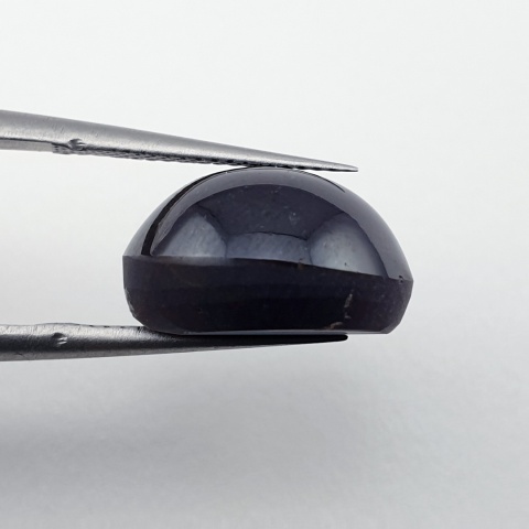 Granat gwiaździsty kaboszon 13x12 mm nr 279