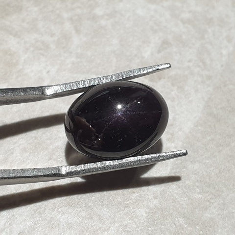 Star garnet cabochon 14x10 mm no 272