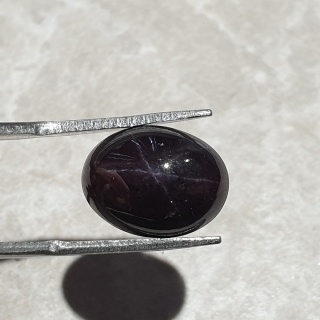 Granat gwiaździsty kaboszon 14x11 mm nr 147