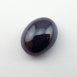 Granat gwiaździsty kaboszon 14x11 mm nr 147