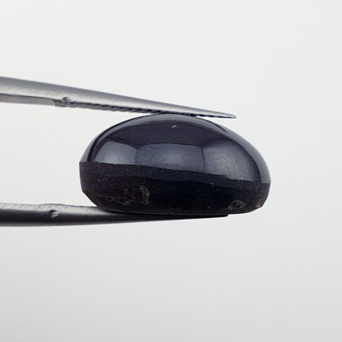 Granat gwiaździsty kaboszon 14x11 mm nr 147