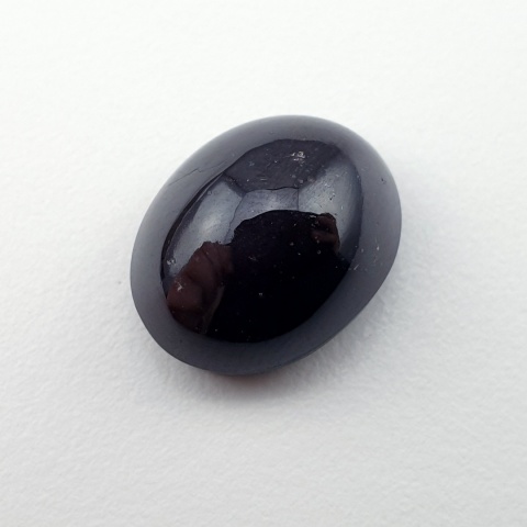 Granat gwiaździsty kaboszon 14x11 mm nr 158