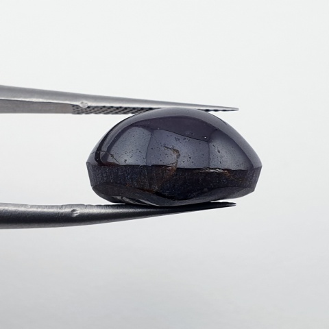 Granat gwiaździsty kaboszon 14x11 mm nr 162