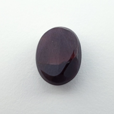 Granat gwiaździsty kaboszon 14x11 mm nr 179