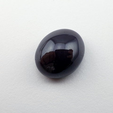 Star garnet cabochon 14x11 mm no 185