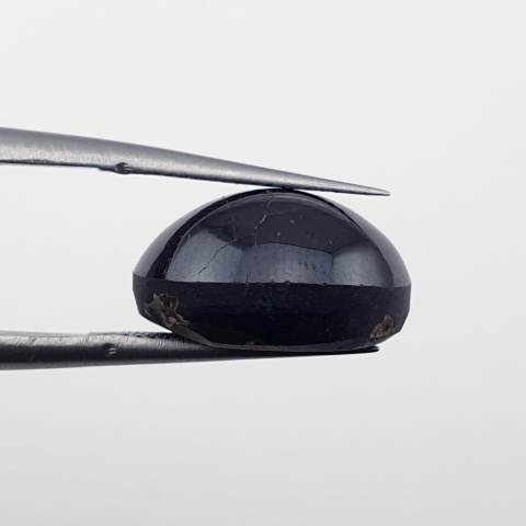 Granat gwiaździsty kaboszon 14x11 mm nr 230