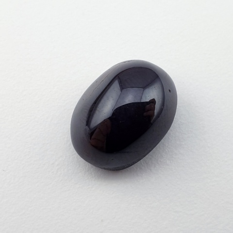 Star garnet cabochon 14x11 mm no 234