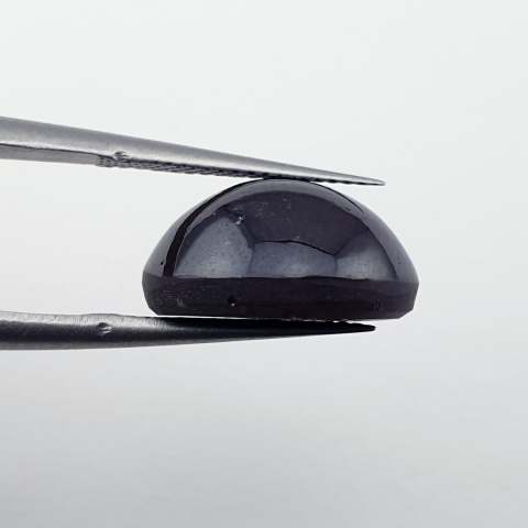 Star garnet cabochon 14x11 mm no 237