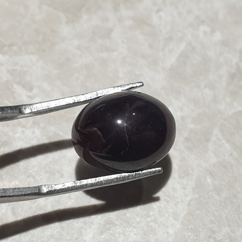Star garnet cabochon 14x11 mm no 249