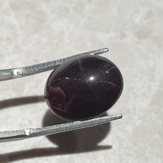 Granat gwiaździsty kaboszon 14x11 mm nr 273