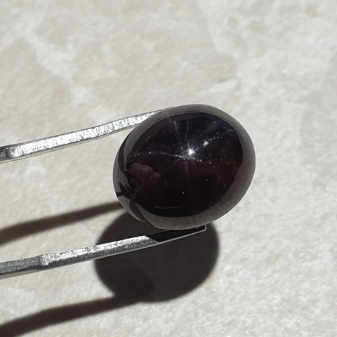 Star garnet cabochon 14x12 mm no 131