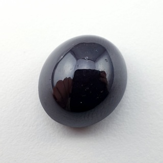 Granat gwiaździsty kaboszon 14x12 mm nr 146