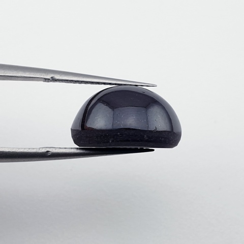 Granat gwiaździsty kaboszon 14x12 mm nr 166