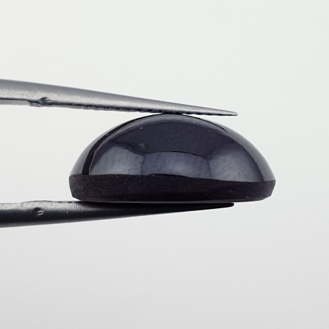 Star garnet cabochon 14x12 mm no 212