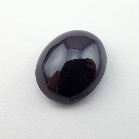 Star garnet cabochon 14x12 mm no 229