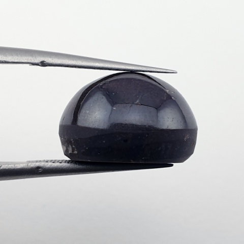 Star garnet cabochon 14x12 mm no 253